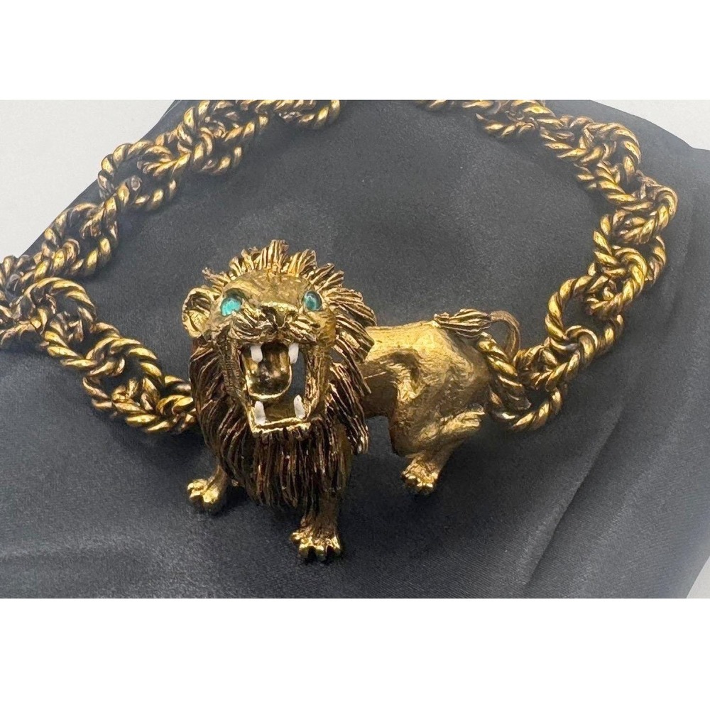 Hattie Carnegie Vintage Lion Necklace Gold Tone Green Eye Roaring Statement